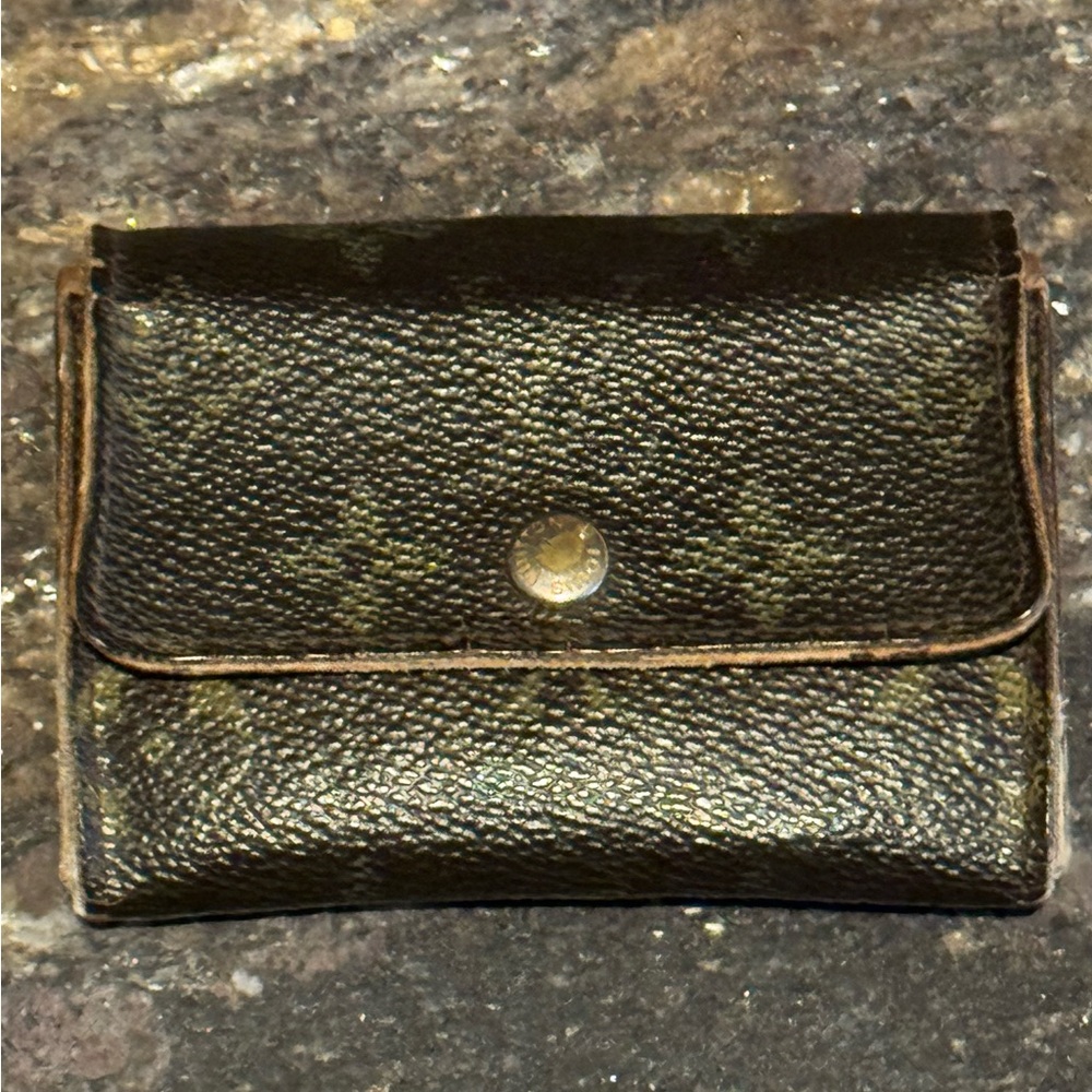 Louis Vuitton Authentic Monogram Snap Coin Card Case Porte Gousset
